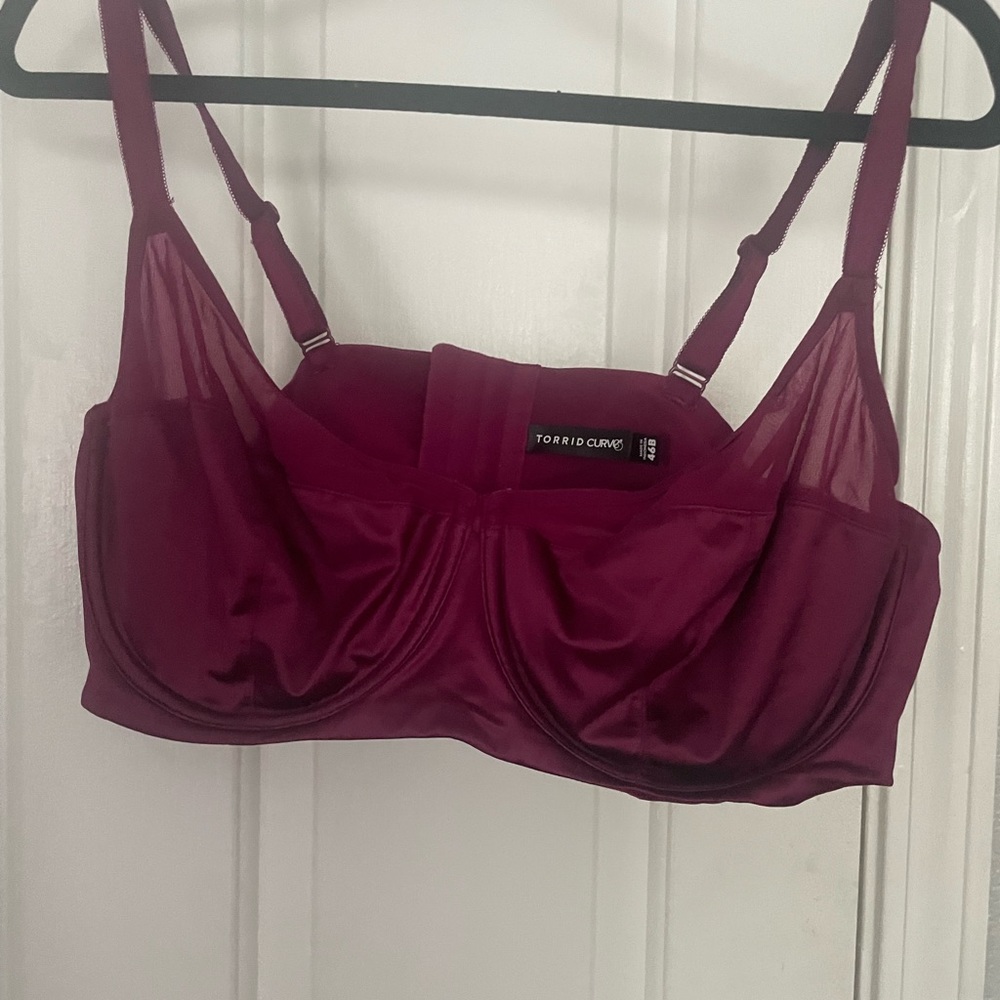 NWOT Torrid underwire bra size 46B